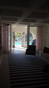 A stunning art deco location house in Mosman is our studio for the day